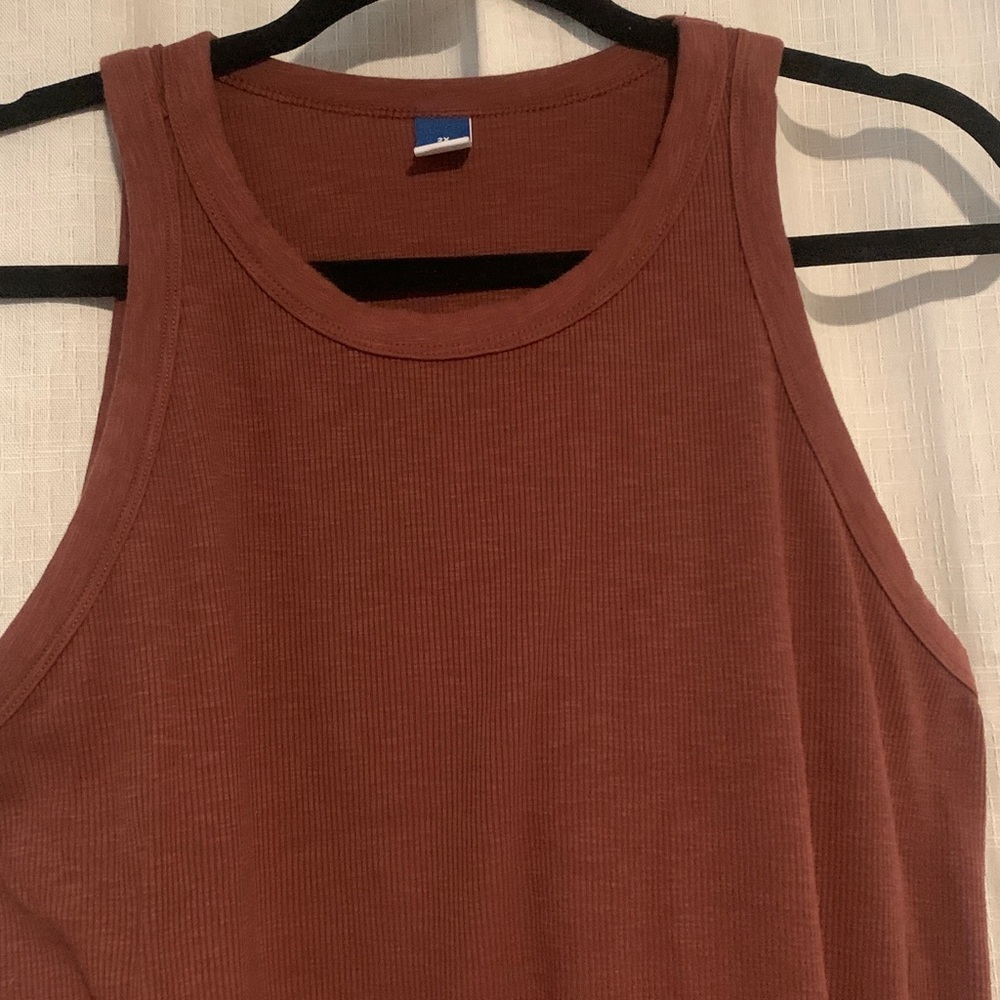 Rust/Brown Sleeveless Top - Picture 2 of 6